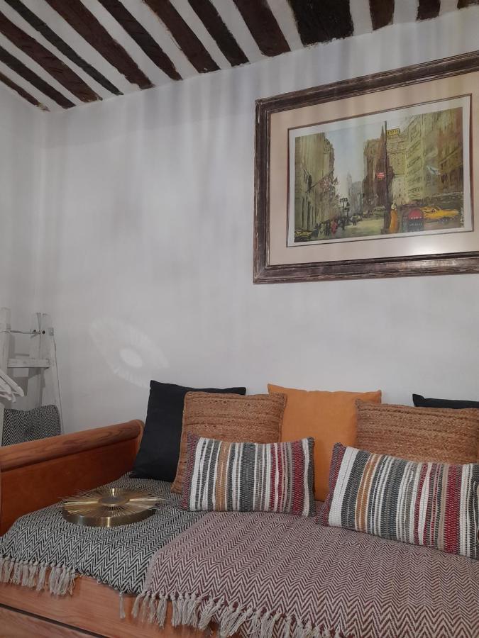 Studio Wanderlust Le Bar-sur-Loup Dış mekan fotoğraf